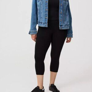 Torrid Capri Legging Size 0 NWOT